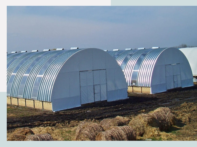 Сельскохозяйственные здания в Железногорске