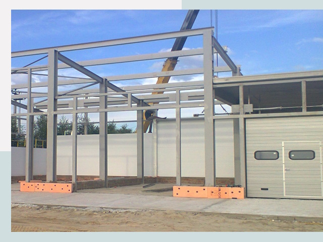 Строительство автосервисов от СтальСтрой-Жлк по цене 613 руб.